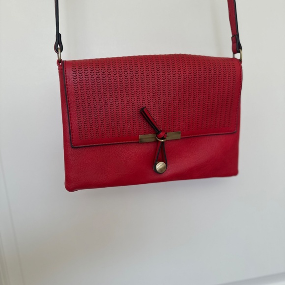 Leather shoulder bag with removable strap - Picture 3 of 3